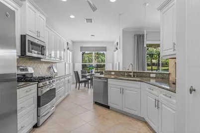 12037 Thornhill Court, Lakewood Ranch, FL 34202 - Photo 33