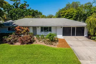 2747 Jefferson Cir, Sarasota, FL 34239 - Photo 3