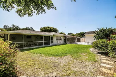 2747 Jefferson Circle, Sarasota, FL 34239 - Photo 33