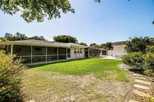 2747 Jefferson Cir, Sarasota, FL 34239 - Photo 33