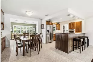 2747 Jefferson Cir, Sarasota, FL 34239 - Photo 5