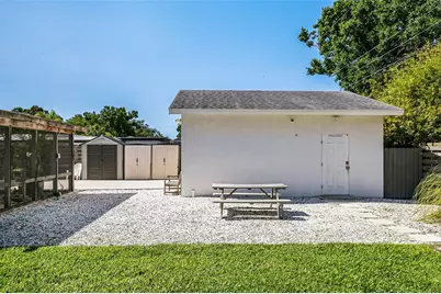 2747 Jefferson Circle, Sarasota, FL 34239 - Photo 37