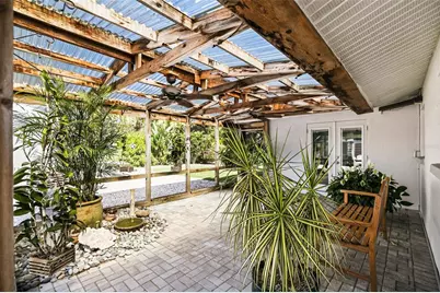 2747 Jefferson Circle, Sarasota, FL 34239 - Photo 15