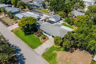 2747 Jefferson Cir, Sarasota, FL 34239 - Photo 1