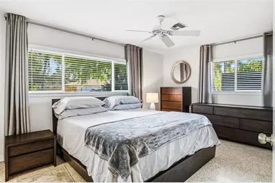 2747 Jefferson Circle, Sarasota, FL 34239 - Photo 17