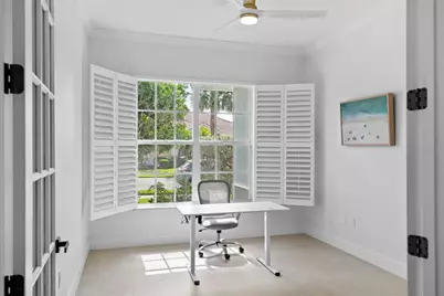 629 Sawgrass Bridge Road, Venice, FL 34292 - Photo 9