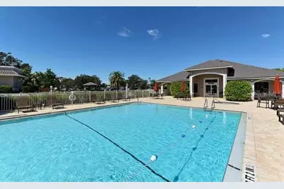9611 Castle Point Drive #912, Sarasota, FL 34238 - Photo 3