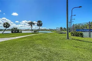 3837 Torrey Pines Blvd, Sarasota, FL 34238 - Photo 49