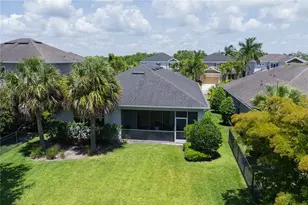7229 Monarda Dr, Sarasota, FL 34238 - Photo 41