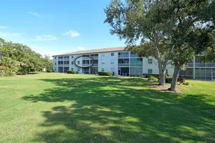 8750 Olde Hickory Ave, Sarasota, FL 34238 - Photo 33
