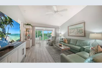 8750 Olde Hickory Avenue #9305, Sarasota, FL 34238 - Photo 7