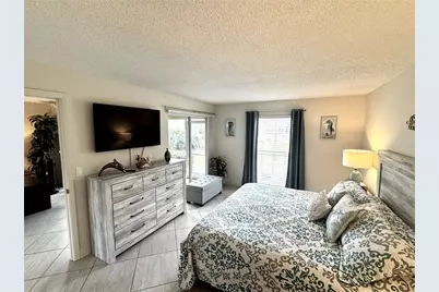 4377 Longmeadow #7, Sarasota, FL 34235 - Photo 15