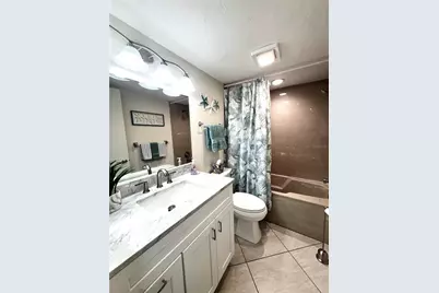 4377 Longmeadow #7, Sarasota, FL 34235 - Photo 17