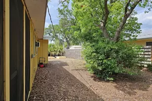 7409 Manatee St, Sarasota, FL 34243 - Photo 25