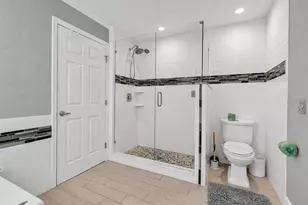 2300 Avenue B, Bradenton Beach, FL 34217 - Photo 29