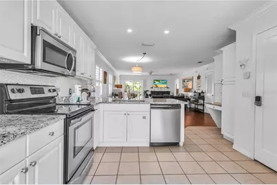 2300 Avenue B, Bradenton Beach, FL 34217 - Photo 45