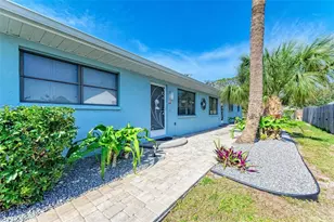 401 Shore Rd, Nokomis, FL 34275 - Photo 1