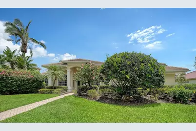 8923 Bloomfield Boulevard, Sarasota, FL 34238 - Photo 5