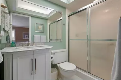 711 Manatee Avenue, Holmes Beach, FL 34217 - Photo 21