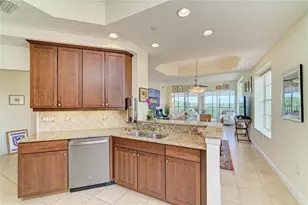 6482 Water Crest Way, Lakewood Ranch, FL 34202 - Photo 63