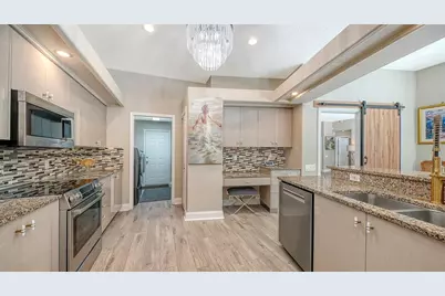 6801 Erica Lane, Sarasota, FL 34241 - Photo 21
