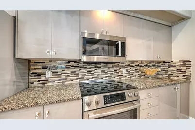 6801 Erica Lane, Sarasota, FL 34241 - Photo 23