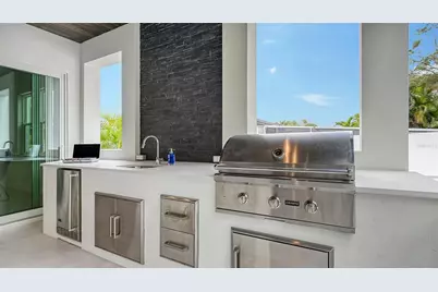 1537 Siesta Drive, Sarasota, FL 34239 - Photo 69