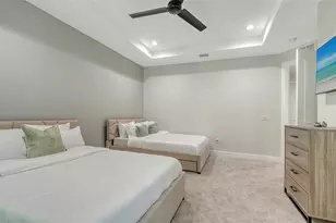 1537 Siesta Dr, Sarasota, FL 34239 - Photo 47