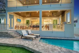 1537 Siesta Dr, Sarasota, FL 34239 - Photo 3