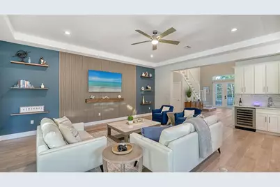 1537 Siesta Drive, Sarasota, FL 34239 - Photo 9