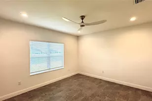 14608 Barefoot Ln, Parrish, FL 34219 - Photo 11