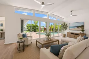 528 Key Royale Dr, Holmes Beach, FL 34217 - Photo 5