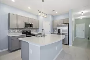 11779 Glenside Ter, Palmetto, FL 34221 - Photo 9