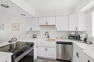 1801 Gulf Dr N, Bradenton Beach, FL 34217 - Photo 5