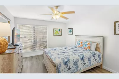 1801 Gulf Drive N #184, Bradenton Beach, FL 34217 - Photo 17