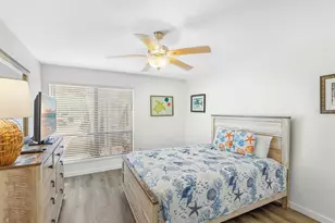 1801 Gulf Dr N, Bradenton Beach, FL 34217 - Photo 17