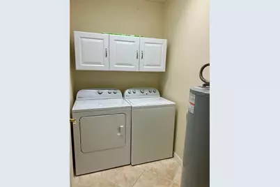 980 Cooper Street #402, Venice, FL 34285 - Photo 9