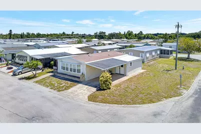 8906 31st Avenue E, Palmetto, FL 34221 - Photo 1