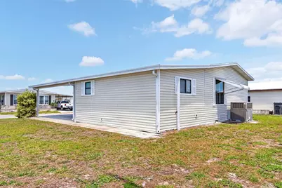 8906 31st Avenue E, Palmetto, FL 34221 - Photo 5
