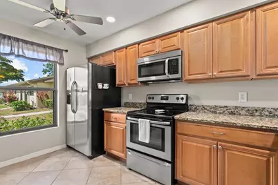 2723 60th Avenue Drive W #2723, Bradenton, FL 34207 - Photo 13