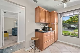 2723 60th Ave Dr W, Bradenton, FL 34207 - Photo 13