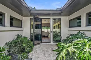 627 Owl Way, Sarasota, FL 34236 - Photo 3