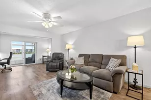3344 Lake Bayshore Dr, Bradenton, FL 34205 - Photo 19
