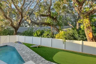 1537 Siesta Dr, Sarasota, FL 34239 - Photo 79