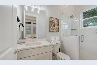 1537 Siesta Drive, Sarasota, FL 34239 - Photo 51