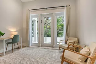 1537 Siesta Dr, Sarasota, FL 34239 - Photo 41