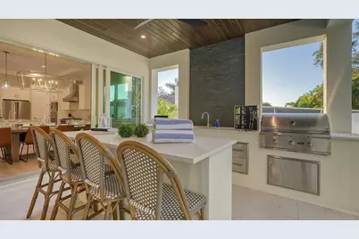 1537 Siesta Drive, Sarasota, FL 34239 - Photo 59