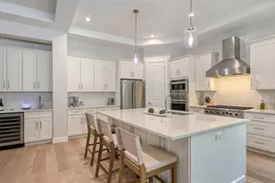 1537 Siesta Dr, Sarasota, FL 34239 - Photo 29