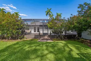 301 26th St W, Bradenton, FL 34205 - Photo 57
