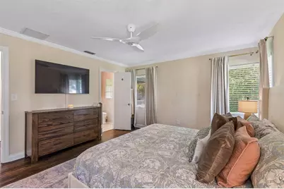 301 26th Street W, Bradenton, FL 34205 - Photo 31